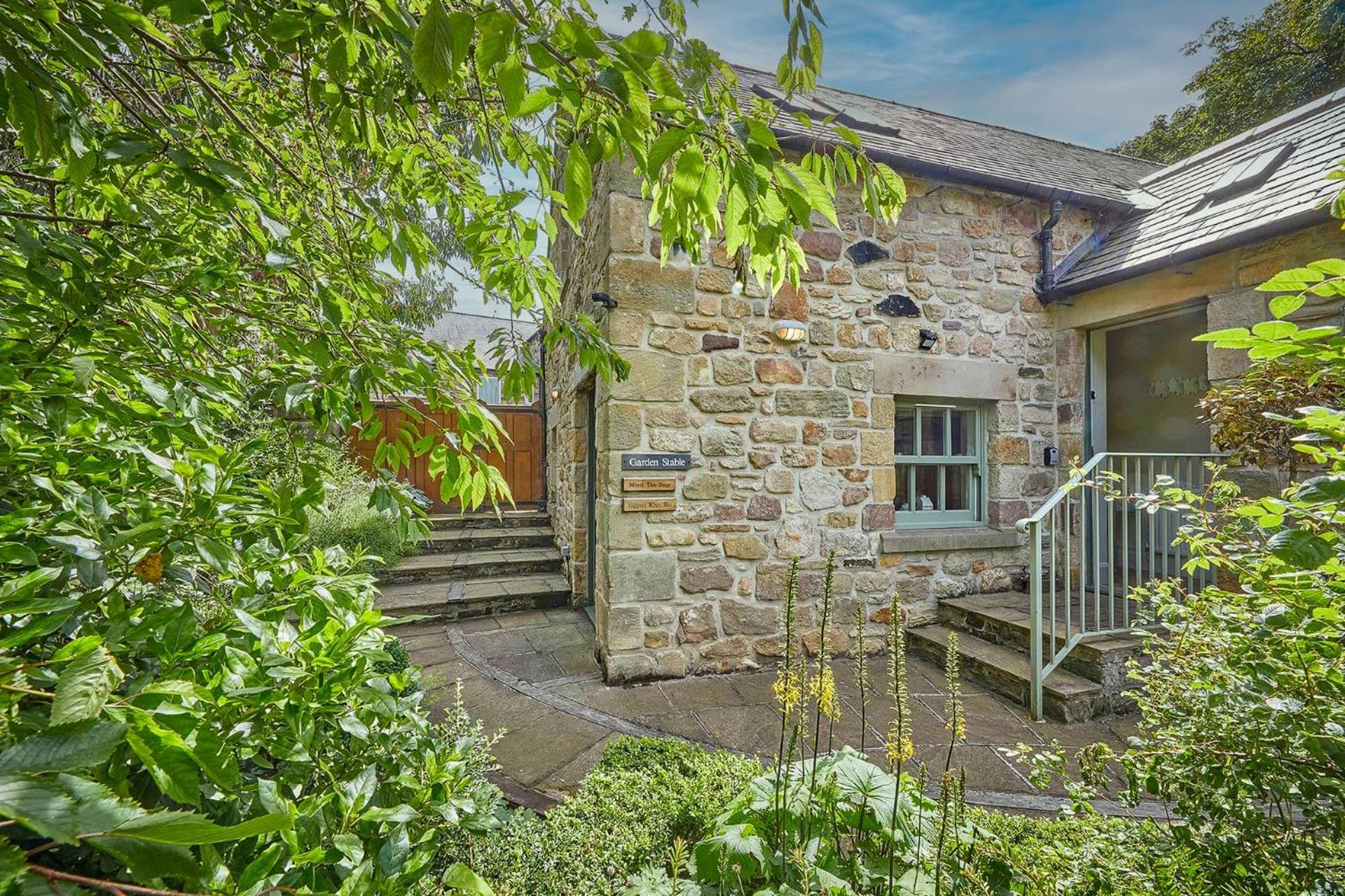 Garden Stable At Hallsteads: Luxury Stone Cottage, With Parking Alnmouth Zewnętrze zdjęcie
